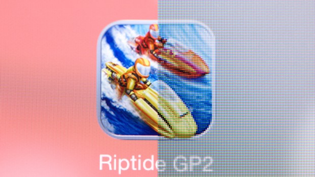 Ein Makrovergleich des Symbols für Riptide GP 2 auf dem iPad Mini Retina (l.) und iPad Mini (r.)